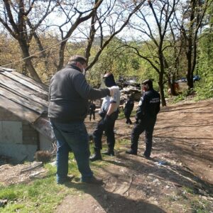 Preventívne akcie zamerané na preverenie stavu chovu psov v rómskej osade Riečanvoda