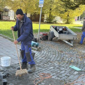 Podnik medzitrhu práce