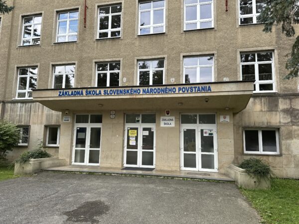 Rekonštrukcia ZŠ Trieda SNP