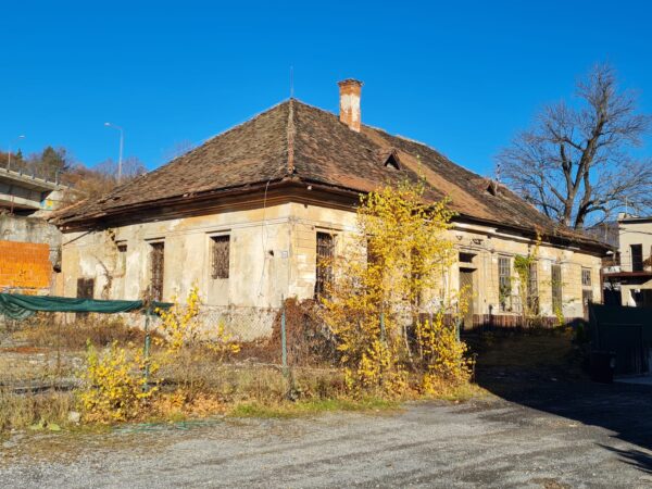 4a8209f2-f061-4be9-b33e-7fda649a860b