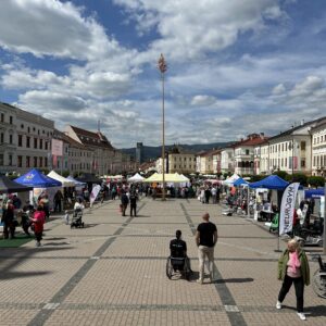 Pod jednou strechou (1)