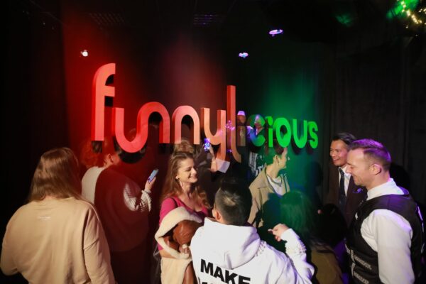 funnylicious-theatre-2